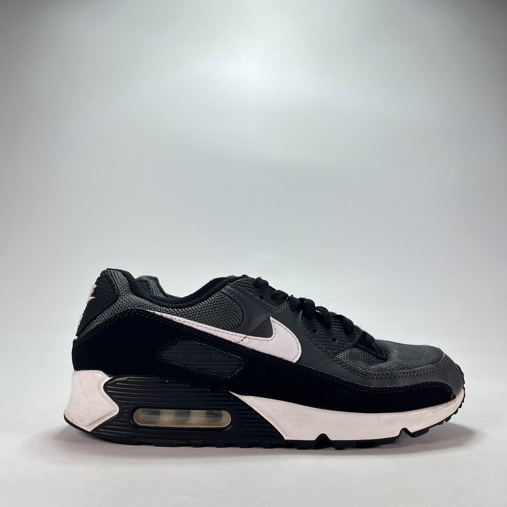 Nike Air Max 90 Black Gray Low Top Sneaker Shoes CN8490-002 Men's Size 9.5
